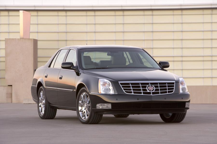  Cadillac DTS 2006 года  (фото 23 из 41)